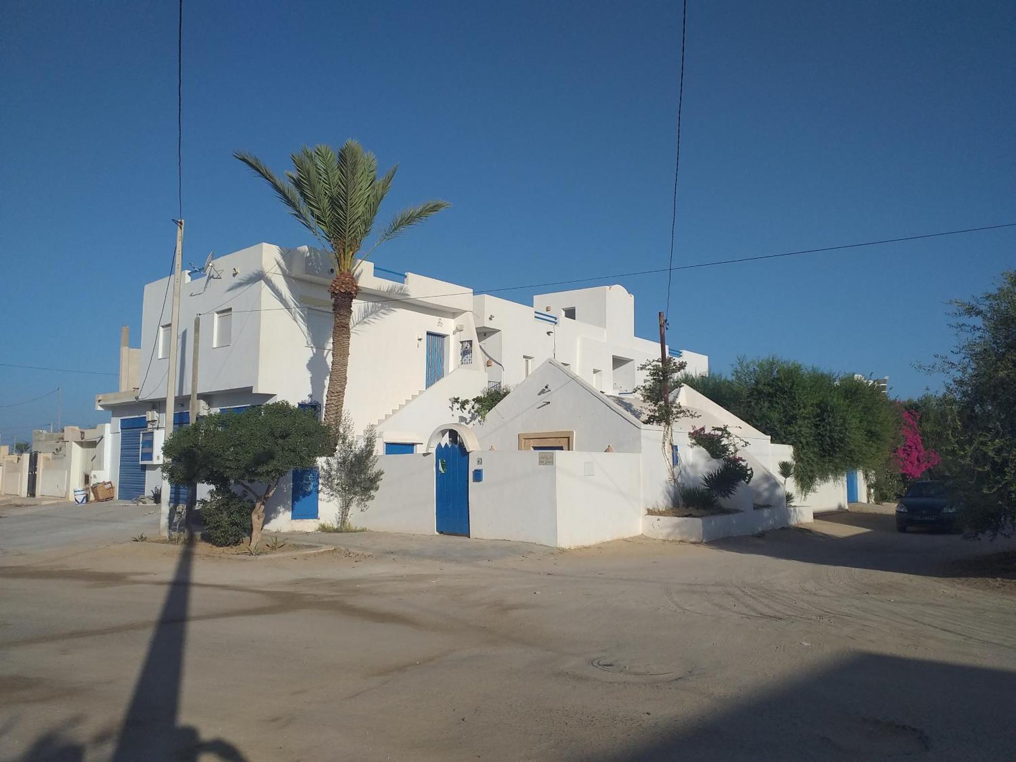 Dar Janis Djerba دار يانيس جربة Lägenhet Houmt Souk  Exteriör bild